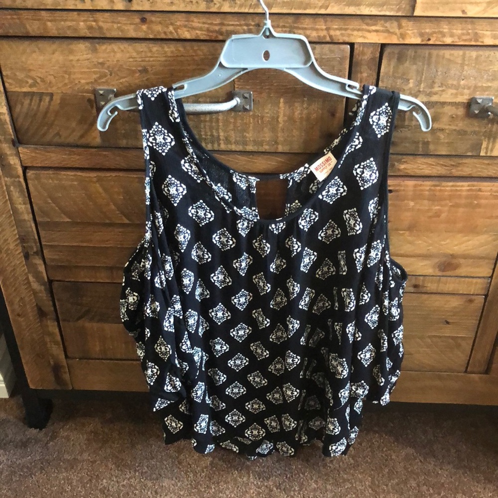 Cold shoulder 3/4 sleeve blouse